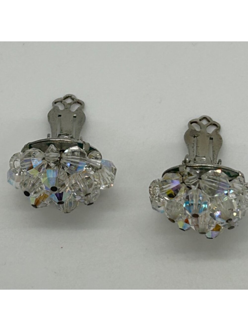 Laguna Vintage Clip-on Aurora Borealis Crystal Cluster Earrings Iridescent - Picture 14 of 16